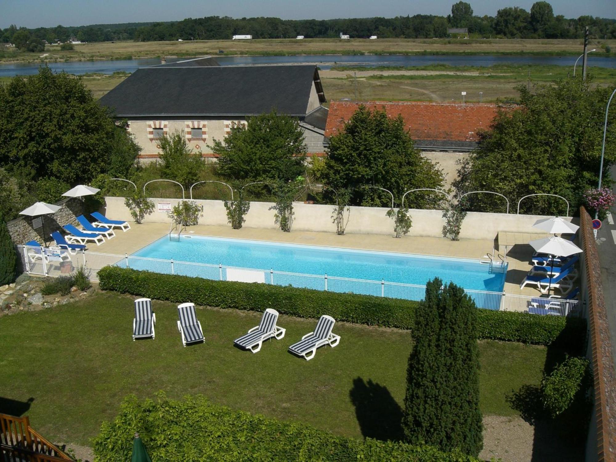 Hostellerie Du Chateau Onzain Extérieur photo